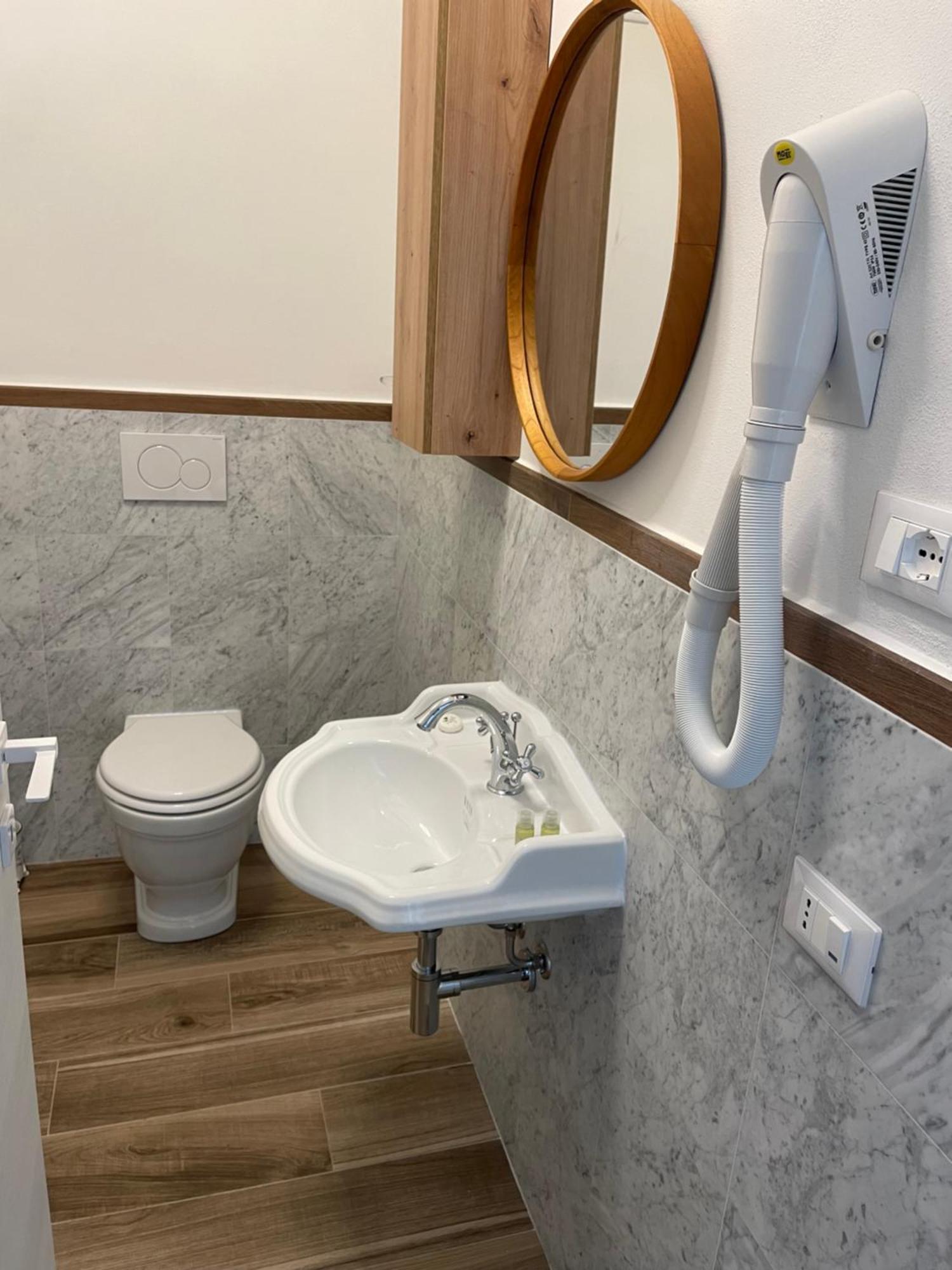 Colombo Street Station Bed & Breakfast Pisa Dış mekan fotoğraf